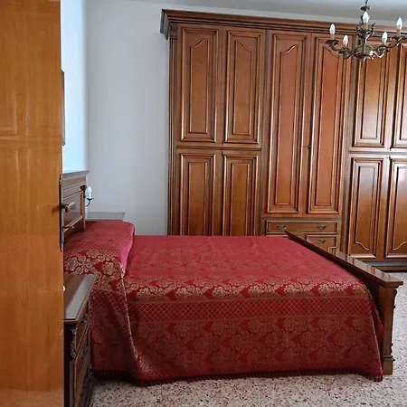 Se118 - Senigallia, Ampio Trilocale Con Balcone 西尼加利亚